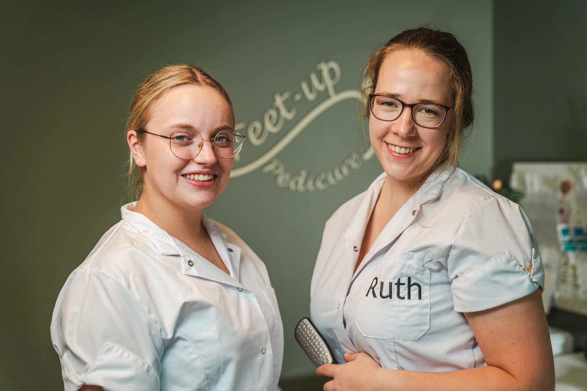 Het team voor het logo in de praktijk, Feet-up