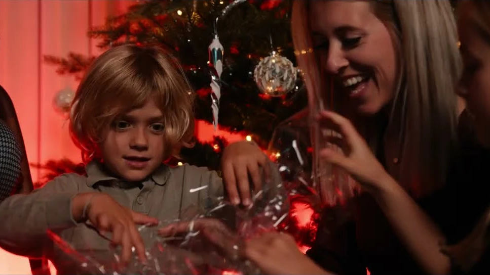Kerstsfeer in de kerstvideo van La Soeur d'Alice